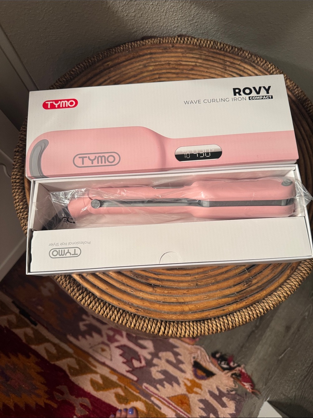 TYMO Rovy Compact Wave Curling Iron in Pink